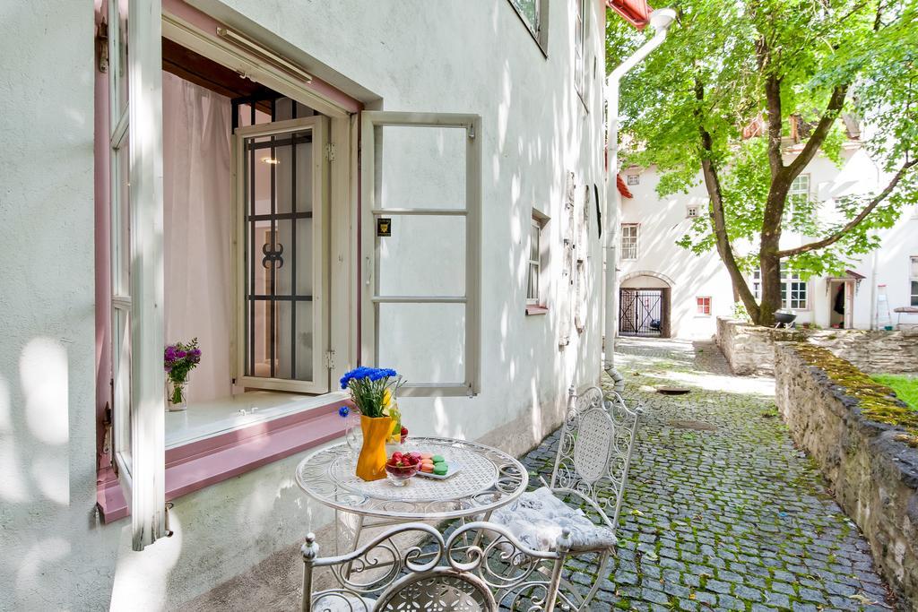 Old Town Central Apartment Tallinn Eksteriør billede
