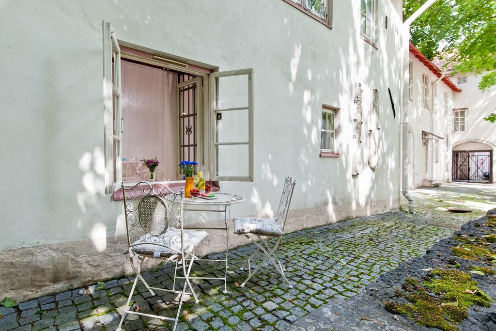 Old Town Central Apartment Tallinn Eksteriør billede